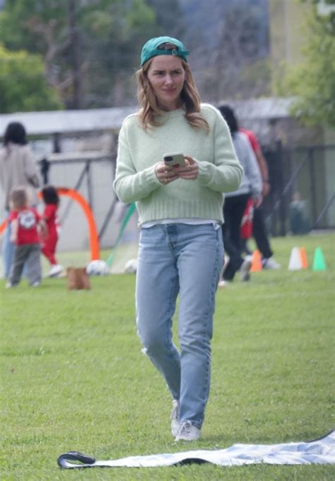 Addison Timlin Nude Photos & Videos 2024 .